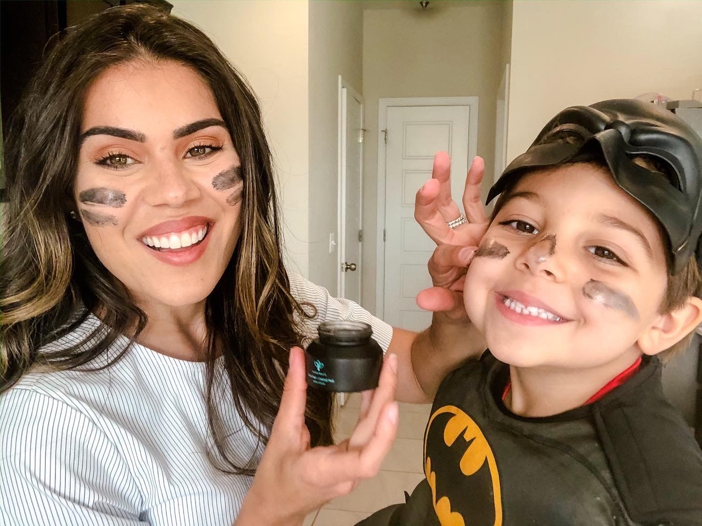 Pearl + Charcoal Mask 50ml/1.69 fl oz by Olecea ™