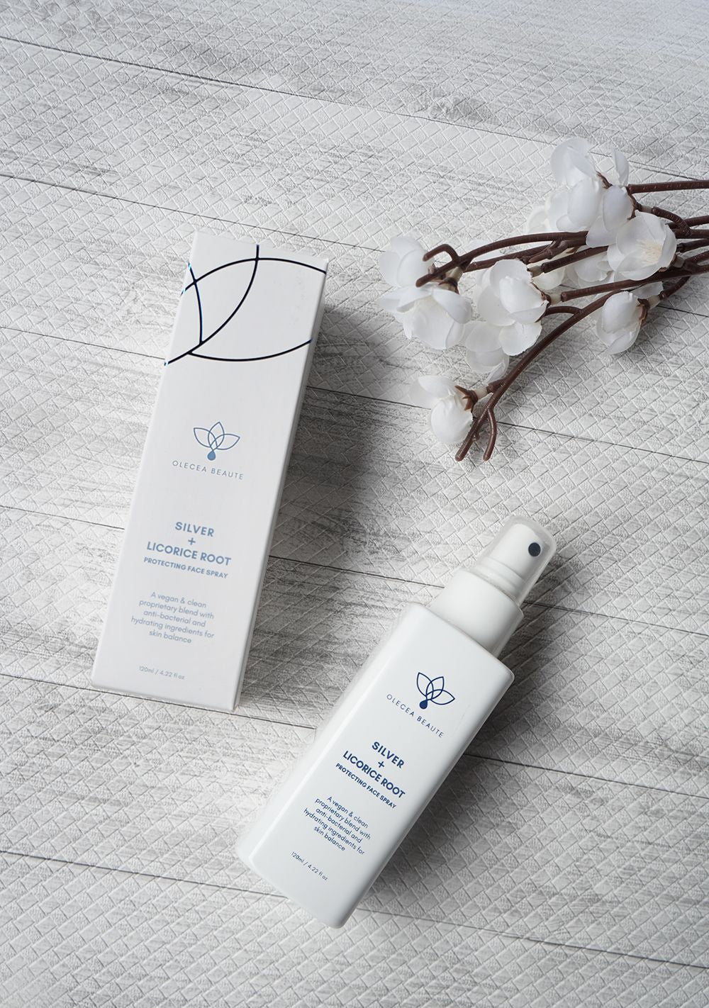 Silver + Licorice Root Protective Facial Spray 60ml/2 fl oz or 120ml/4.22 fl oz by Olecea ™
