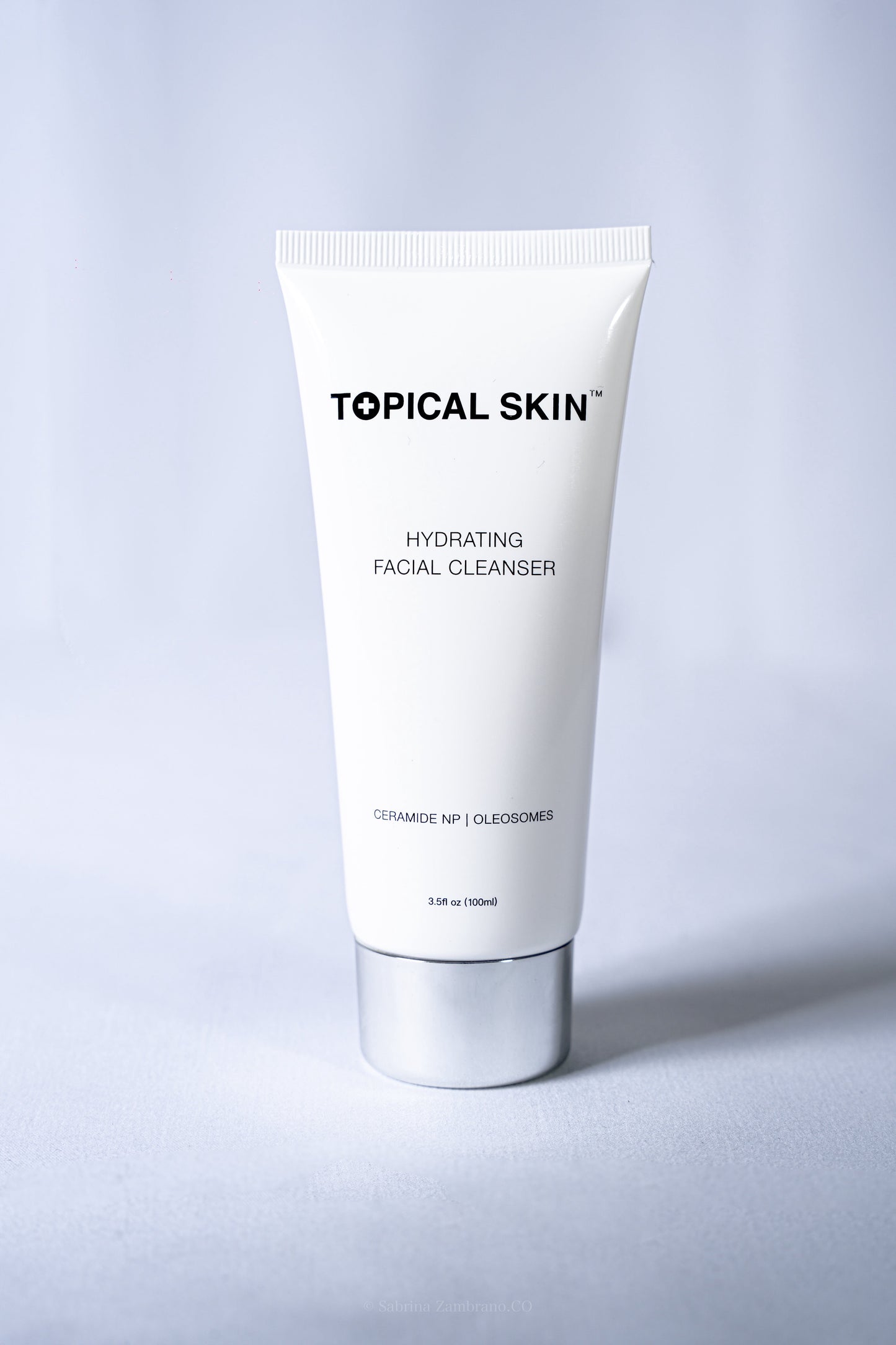 Topical Skin Hydrating Facial Cleanser With Oleosomes