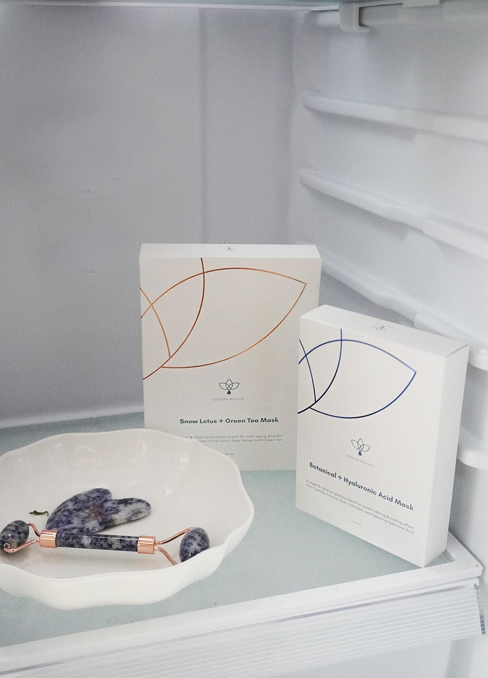 Botanical + Hyaluronic Acid Mask by Olecea ™