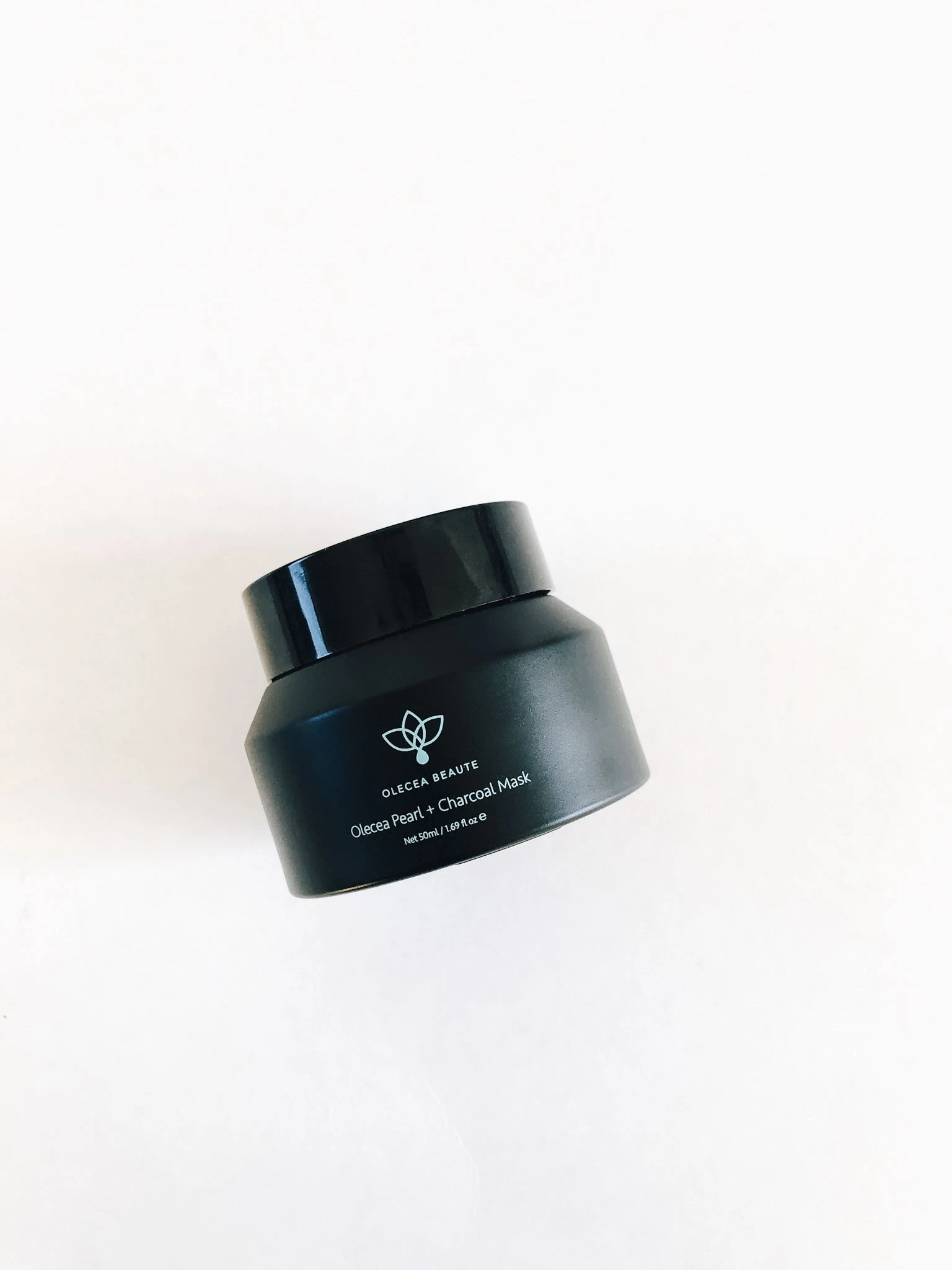 Pearl + Charcoal Mask - Olecea ™ 
