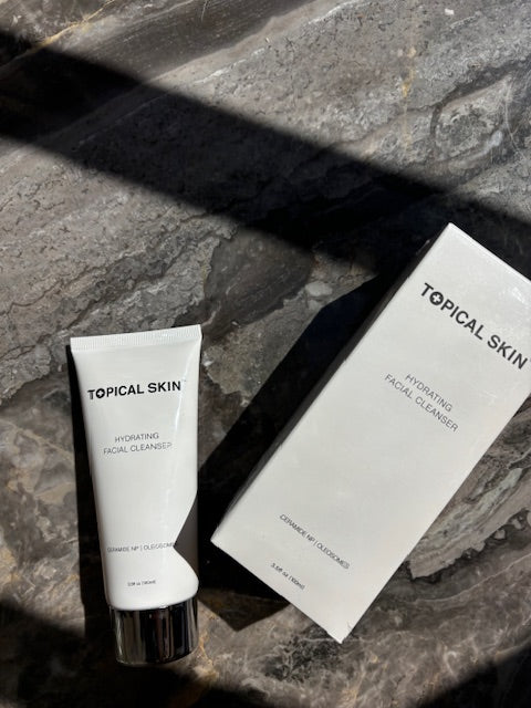 Topical Skin Hydrating Facial Cleanser With Oleosomes