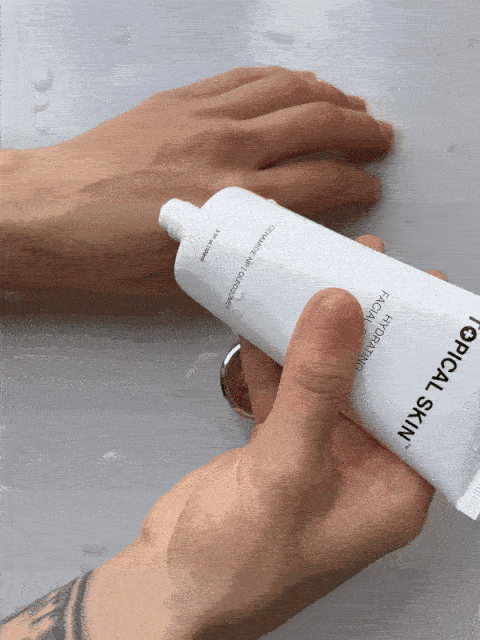 Topical Skin Hydrating Facial Cleanser With Oleosomes