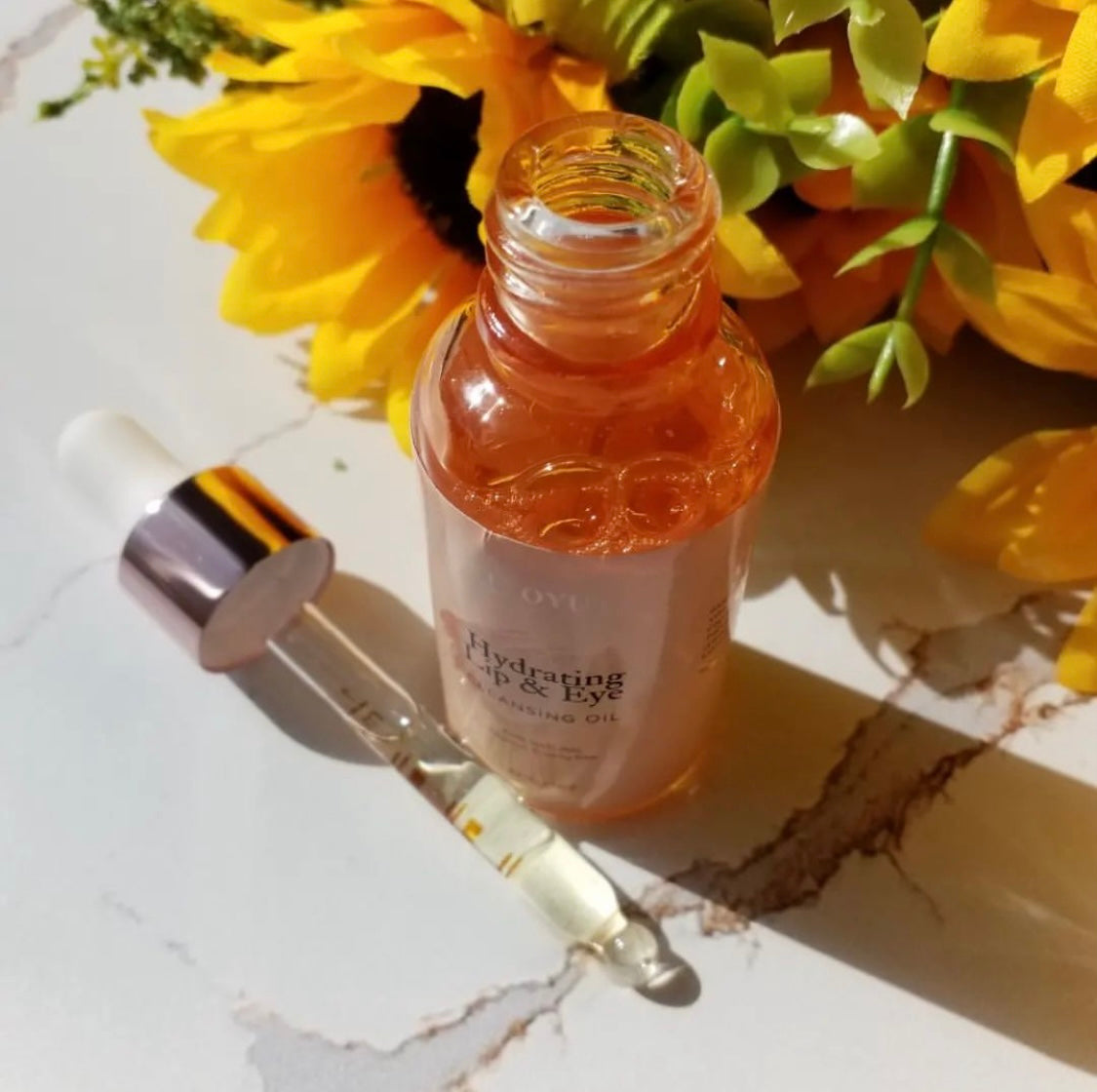 Hydrating Lip & Eye Make-Up Cleansing Oil by Oyu Botanica